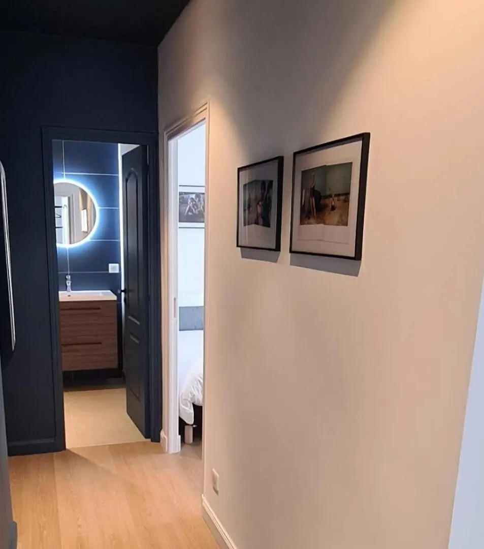 2 Bedrooms 5 Min Walk To Croisette Cannes France
