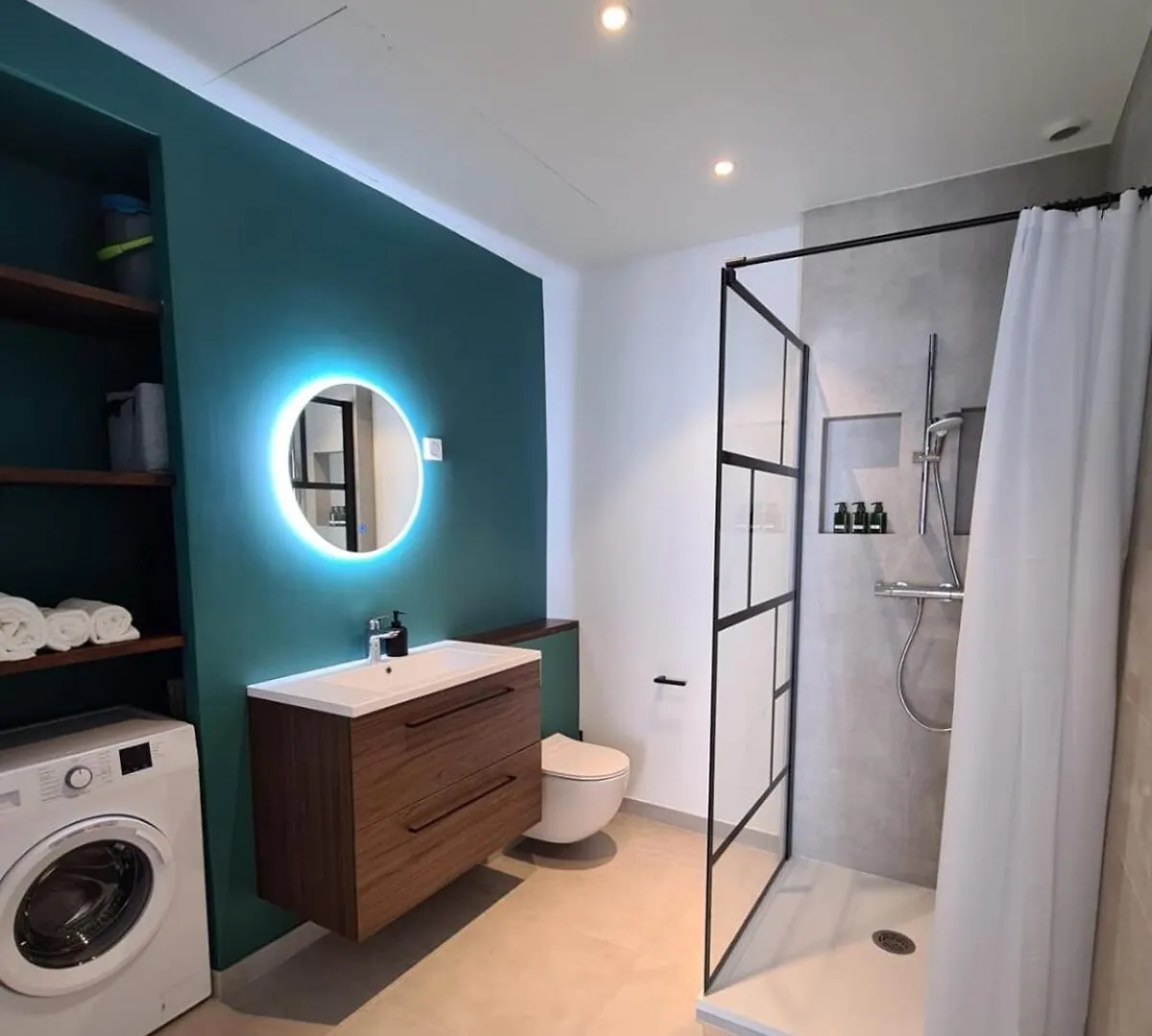 Apartment 2 Bedrooms 5 Min Walk To Croisette Cannes
