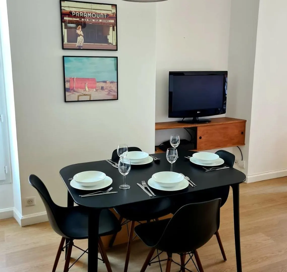 2 Bedrooms 5 Min Walk To Croisette Cannes 0*,